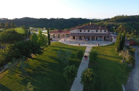 Agriturismo Colleoli Farm Stay in Tuscany