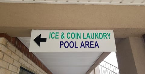 Oxford Inn and Suites Nasa Motel in Webster