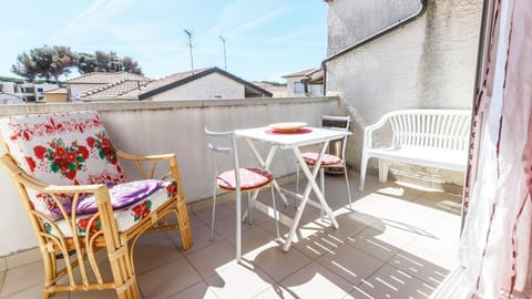 Day, View (from property/room), Balcony/Terrace, Dining area