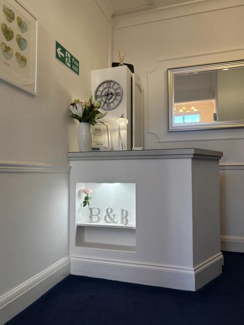 The Millbrook B&B Bed and Breakfast in Torquay