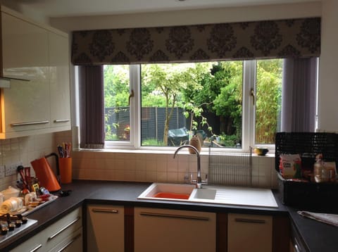 Oakleigh 1 bed ground floor garden view apartment FREE ONSITE PARKING Apartment in Stratford-upon-Avon