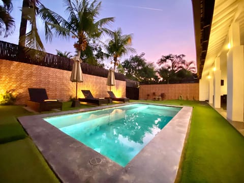 Villa JULIA | heart of Seminyak | 350m Beach Villa in Kuta