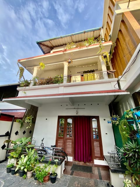 Property building, Day