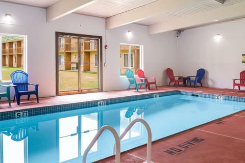 On site, Pool view, Swimming pool, Swimming pool