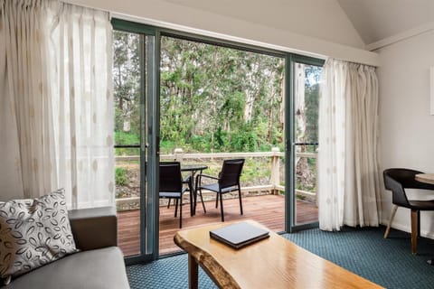 Day, Garden, View (from property/room), Living room, Seating area, Garden view
