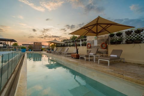 Pool view, Swimming pool, Sunset