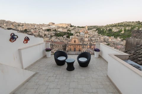 Balcony/Terrace, City view