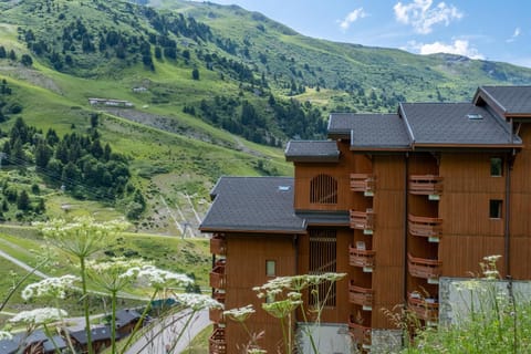 Property building, Spring, Day, Natural landscape, Mountain view