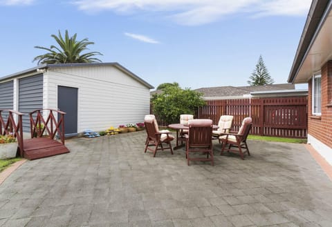 Auckland Airport Guest House Bed and Breakfast in Auckland