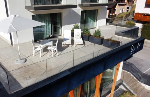 Property building, Balcony/Terrace