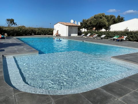 Bonifacio 5 minutes du port et plage - clim & piscine Villa in Bonifacio