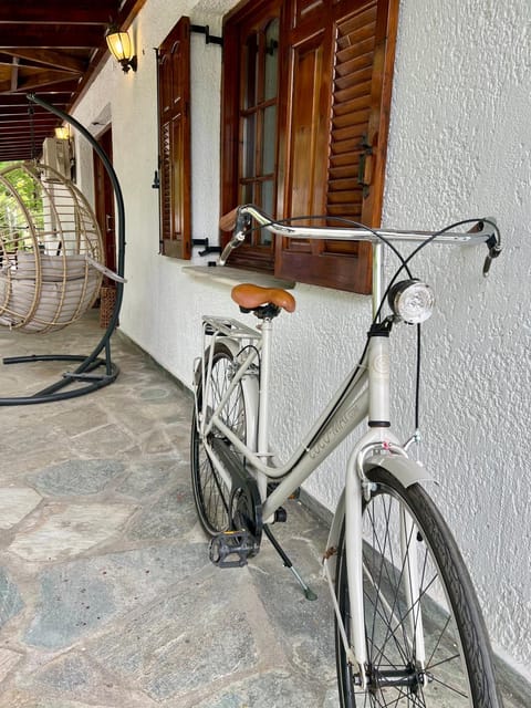 Mpoufidis Rock House Meteora Hotel in North Macedonia