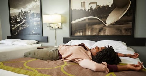 Super 8 by Wyndham Burlington Hotel in Burlington