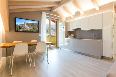 TV and multimedia, Balcony/Terrace, Kitchen or kitchenette, Living room, Dining area