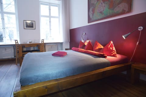Bed, Photo of the whole room