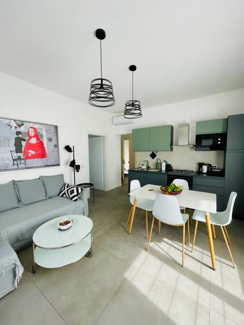 Casa Mario & Laura Ferienwohnungen FREE WI-FI PRIVATE PARKING Apartment in Malcesine