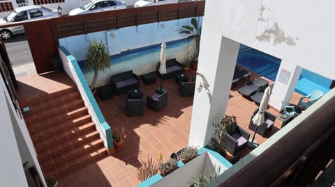 Property building, Balcony/Terrace, Swimming pool