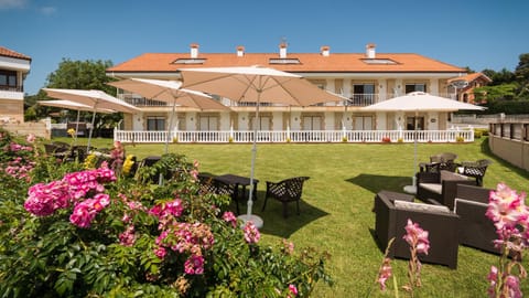 Property building, Garden