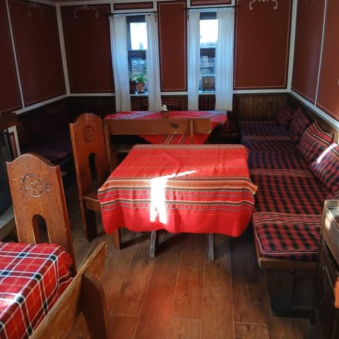 Hadji Neikovi Guest Houses Bed and Breakfast in Plovdiv Province