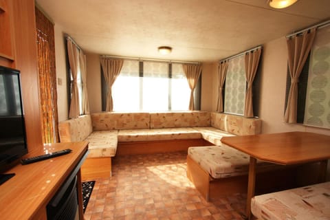 Living room, Photo of the whole room, Seating area