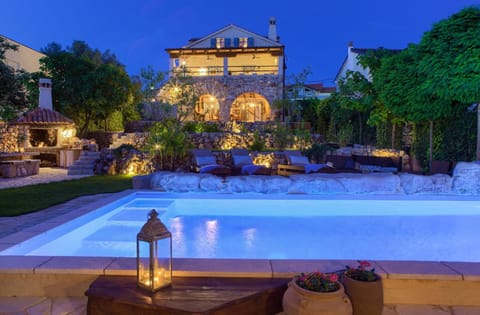 Night, Garden view, Pool view