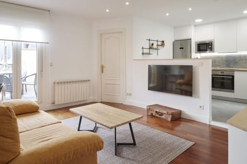 Communal lounge/ TV room, Living room