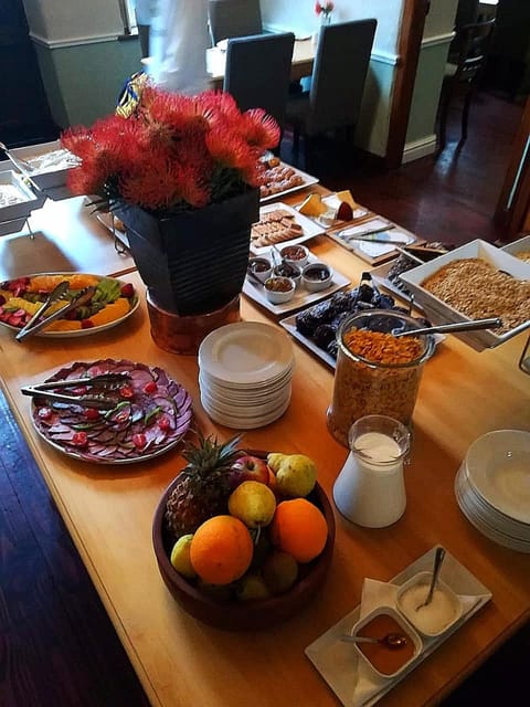 Breakfast, Buffet breakfast