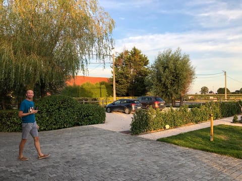 'T Wolvennest Bed and Breakfast in Flanders