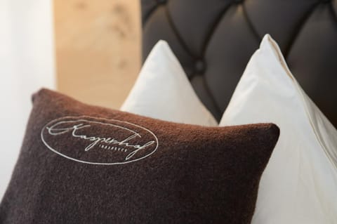 Property building, Bed