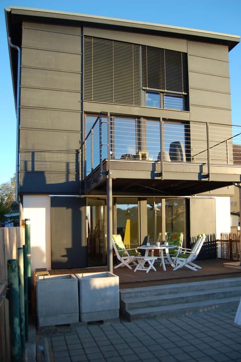 Property building, Balcony/Terrace