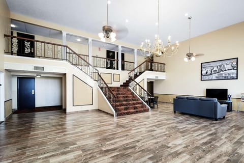 Lobby or reception, On site