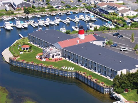 Bird's eye view, River view