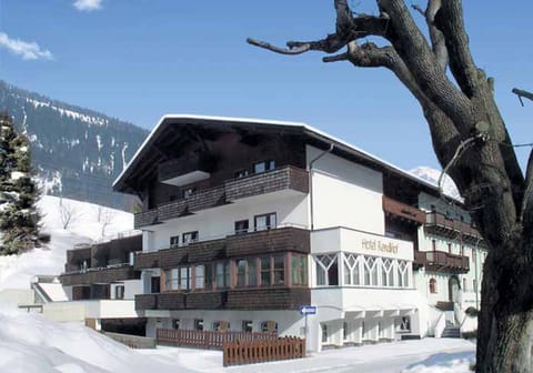 Property building, Winter