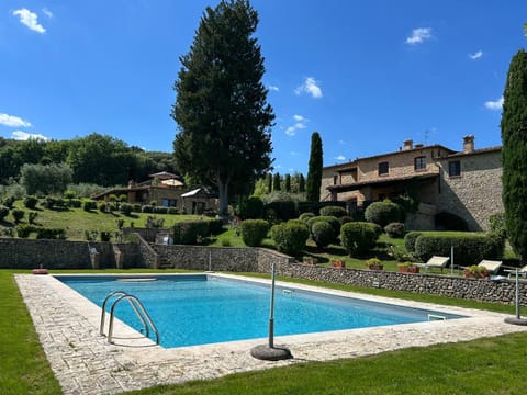 Property building, Natural landscape, Garden, Pool view, Swimming pool, sunbed