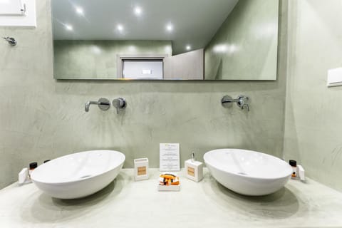 Casa Reale Villa in Thera