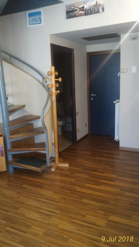 Centrale vicino cabinovia Magnolta e piscina Cabin in Aprica