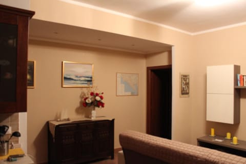 Communal lounge/ TV room, Living room, Decorative detail, Seating area