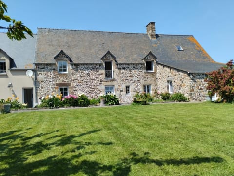 Le Manoir de la Pichardière Bed and Breakfast in Brittany