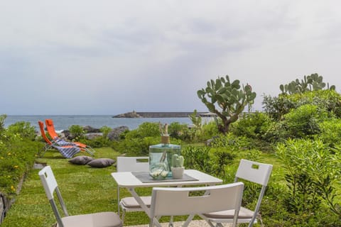 Garden, Balcony/Terrace, Sea view