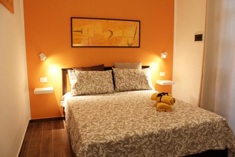 Bed, Photo of the whole room