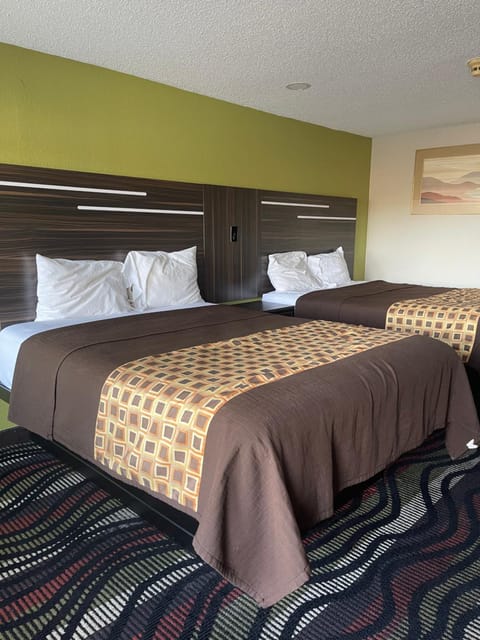 Blue Stone Inn Motel in Ohio