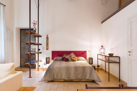 Bed, Living room, Bedroom