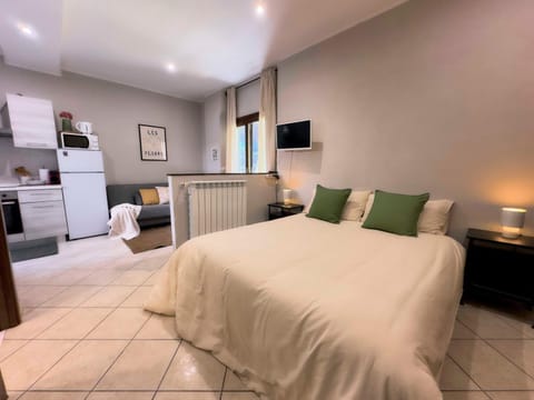 Bed, Photo of the whole room, Bedroom, Facility for disabled guests