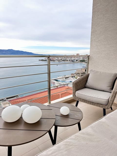 Balcony/Terrace, Seating area, Sea view