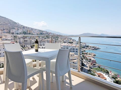 Day, Balcony/Terrace, Seating area, Sea view