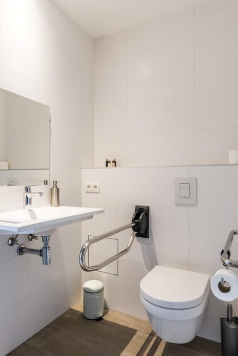 Toilet, Bathroom, Facility for disabled guests