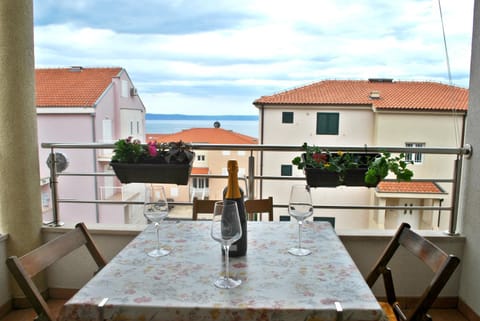 Balcony/Terrace, Sea view, Street view