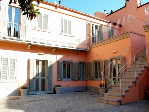 Facade/entrance, Facade/entrance, Balcony/Terrace
