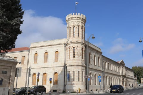 Property building, Facade/entrance, Neighbourhood