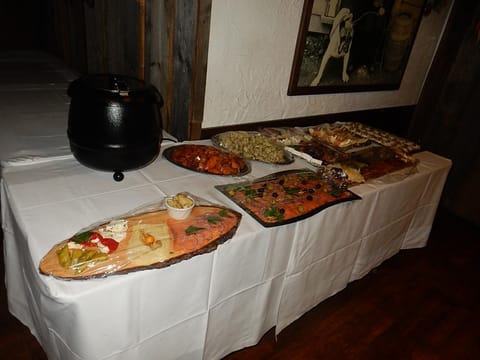 Breakfast, Buffet breakfast